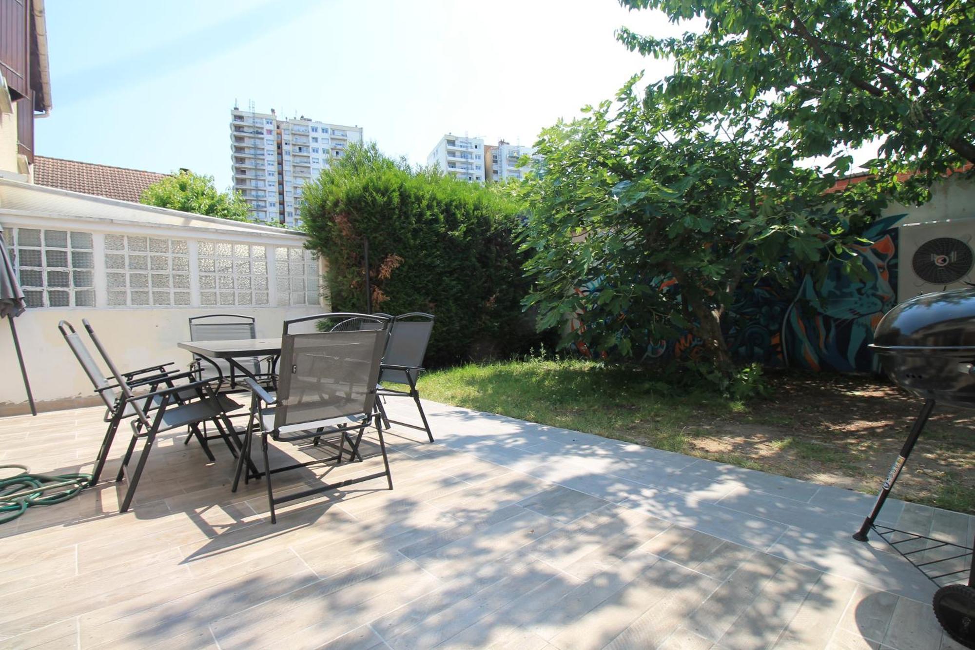 Free Private Parking - 15Mn Paris - 5Mn Walk Train Station - All Equipped - Terrace - Garden - Stade De France - Casino D'Enghien - Hippodrome, Universite Épinay-sur-Seine Exterior foto